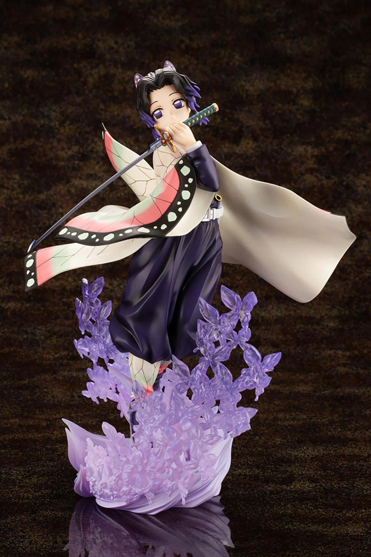 Demon Slayer [Kimetsu no Yaiba]: Shinobu Kocho ARTFX J 1/8 Scale Figure - Image 5